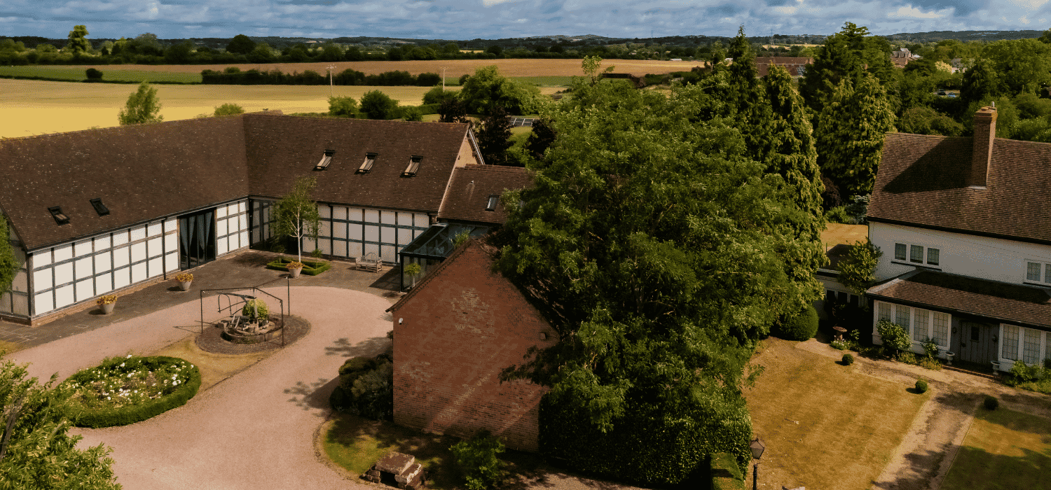 redhouse-barn